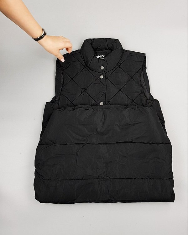 Фотография  142 - Верхняя одежда ONLY 104#10 кг, ЛОТ №7196 оптом в Екатеринбурге и Свердловской области