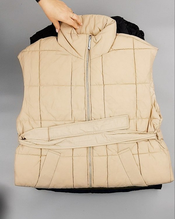 Фотография  560 - Верхняя одежда ONLY 104#10 кг, ЛОТ №7196 оптом в Екатеринбурге и Свердловской области