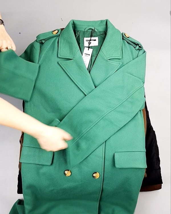 Фотография  910 - Верхняя одежда BESTSELLER Дания 104#10 кг, ЛОТ СТ-10158 оптом в Екатеринбурге и Свердловской области