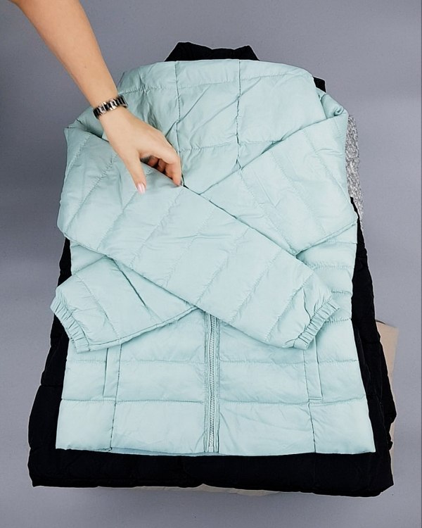 Фотография  715 - Верхняя одежда ONLY 104#10 кг, ЛОТ №7193 оптом в Екатеринбурге и Свердловской области