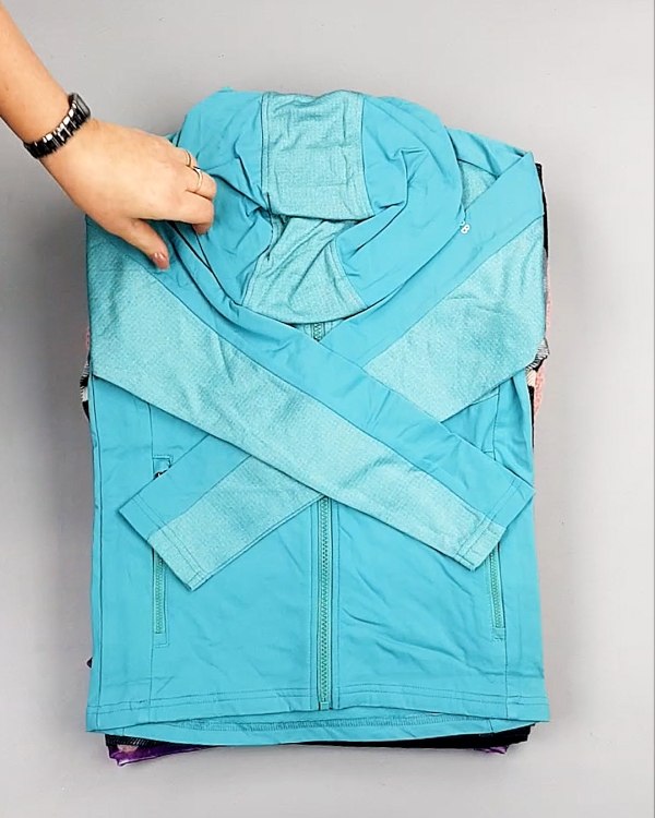 Фотография  766 - KIDS mix Italy 114#5 кг, ЛОТ №7285 оптом в Екатеринбурге и Свердловской области