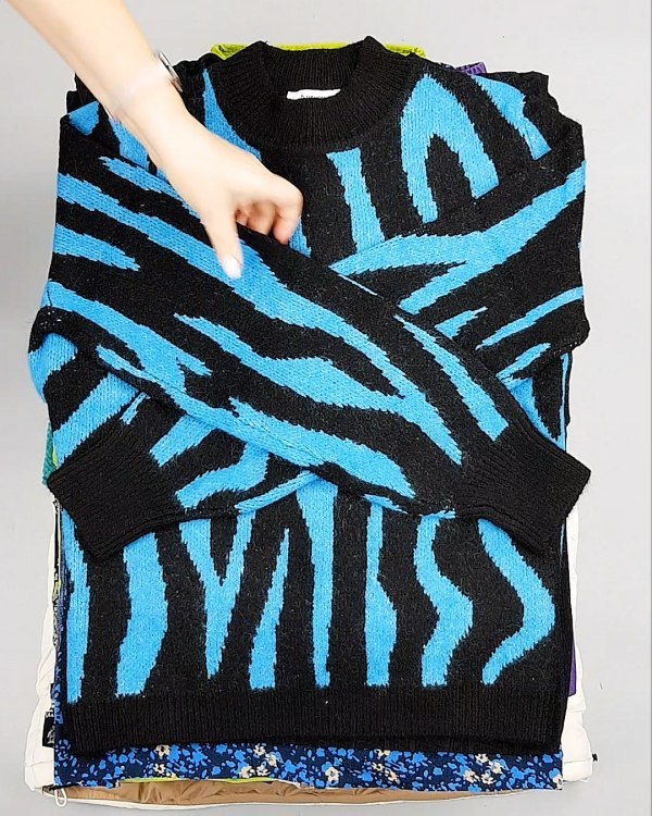 Фотография  719 - B.YOUNG Winter mix 104#15 кг, ЛОТ №7171 оптом в Екатеринбурге и Свердловской области