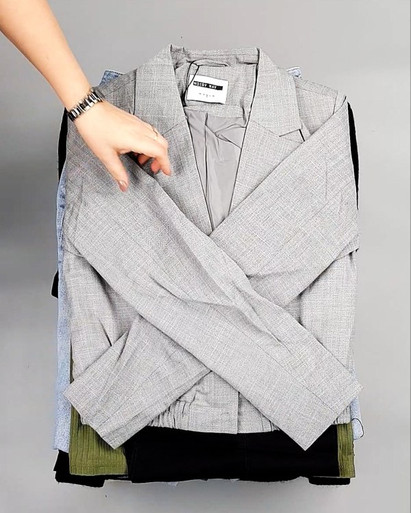 Фотография  522 - Bestseller Winter mix 104#15 кг, ЛОТ №7347 оптом в Екатеринбурге и Свердловской области