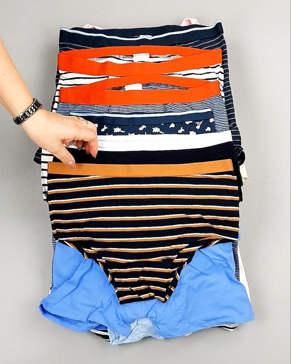 Фотография  482 - Нижнее белье TCM Kids 074#5 кг, ЛОТ №7395 оптом в Екатеринбурге и Свердловской области