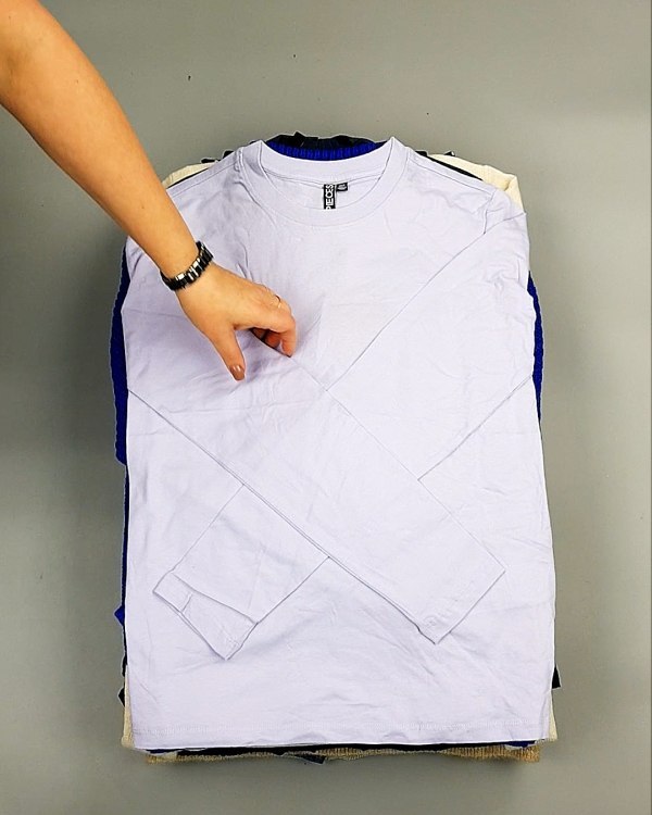 Фотография  773 - Bestseller Winter mix 104#15 кг, ЛОТ №7347 оптом в Екатеринбурге и Свердловской области