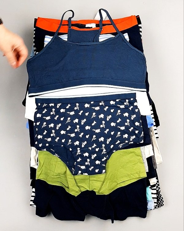 Фотография  303 - Нижнее белье TCM Kids 074#5 кг, ЛОТ №7398 оптом в Екатеринбурге и Свердловской области