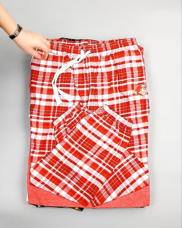 Фотография  619 - Домашняя одежда CAN 104#10 кг, ЛОТ №7328 оптом в Екатеринбурге и Свердловской области