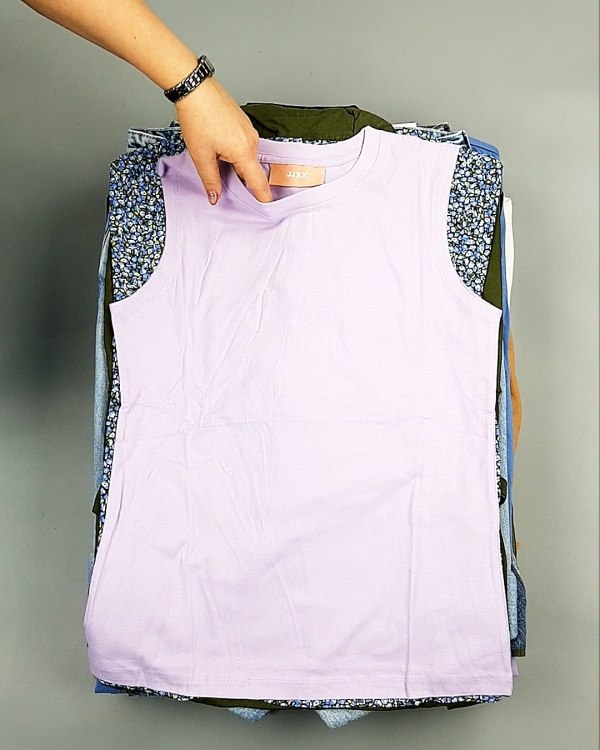 Фотография  735 - Bestseller Summer mix 104#15 кг, ЛОТ №7493 оптом в Екатеринбурге и Свердловской области