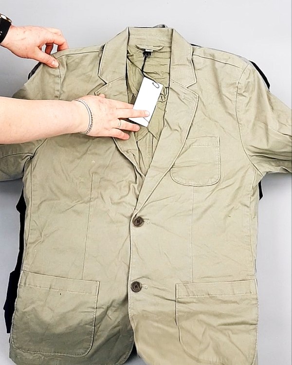 Фотография  773 - Пиджаки муж AMAZON 015#7,8 кг, ЛОТ №7774 оптом в Екатеринбурге и Свердловской области