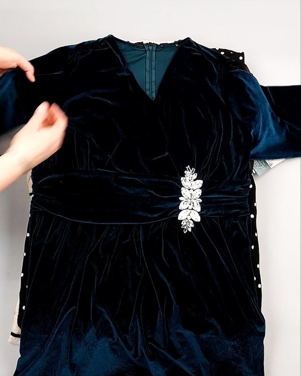 Фотография  882 - Платья СТОК CAN зима 084#7 кг, ЛОТ №7695 оптом в Екатеринбурге и Свердловской области