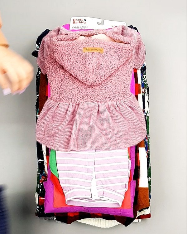 Фотография  747 - Одежда для собак AMAZON 015#4 кг, ЛОТ №7800 оптом в Екатеринбурге и Свердловской области