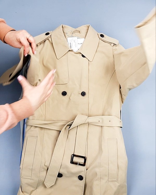 Фотография  637 - Верхняя одежда весна TOM TAILOR 124#7,1 кг, ЛОТ №7580 оптом в Екатеринбурге и Свердловской области