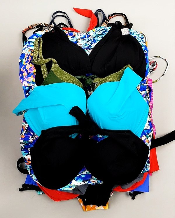 Фотография  935 - Купальники СТОК CAN 124#5 кг, ЛОТ №7686 оптом в Екатеринбурге и Свердловской области