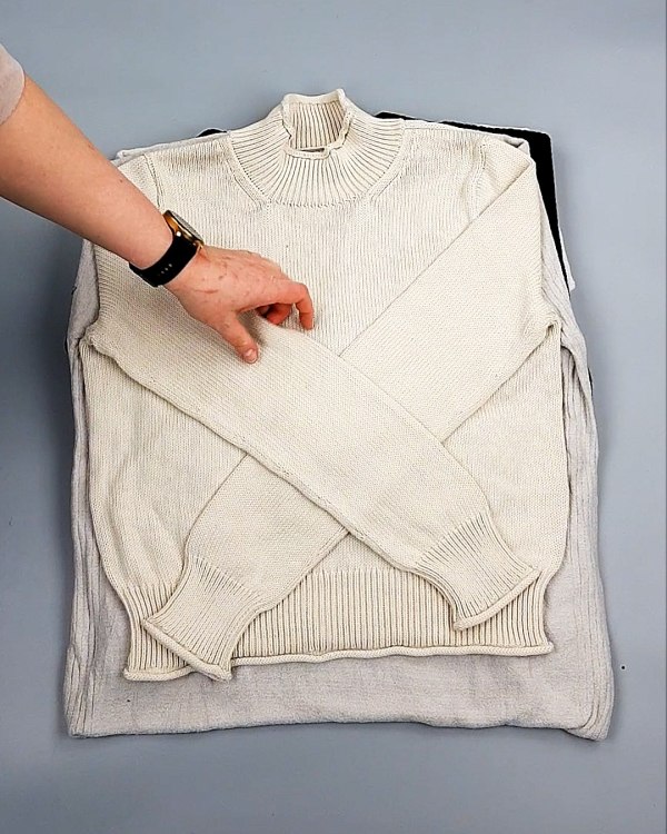 Фотография  874 - Джемпера СТОК CAN 084#7 кг, ЛОТ №7649 оптом в Екатеринбурге и Свердловской области