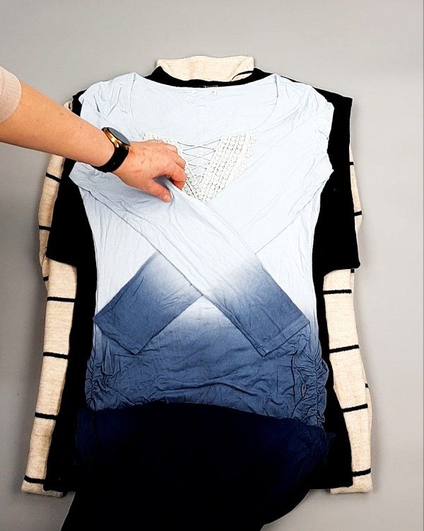 Фотография  815 - Платья СТОК CAN зима 084#7 кг, ЛОТ №7695 оптом в Екатеринбурге и Свердловской области