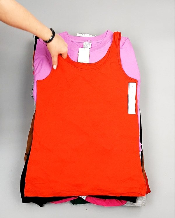 Фотография  746 - AMAZON mix жен лето 015#15 кг, ЛОТ №7723 оптом в Екатеринбурге и Свердловской области