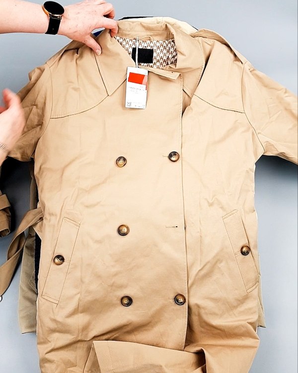 Фотография  200 - Ветровки м/ж C&A 025#10 кг, ЛОТ №7864 оптом в Екатеринбурге и Свердловской области