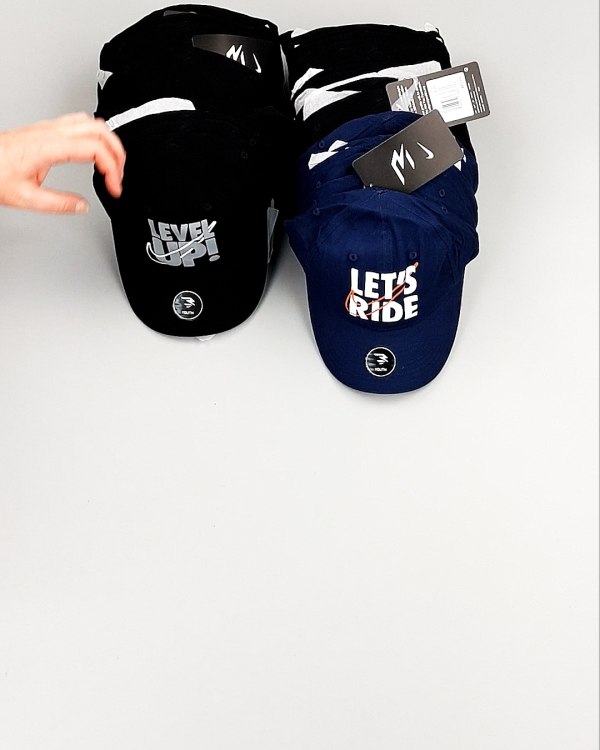 Фотография  334 - Кепки детские CAN 084#5 кг, ЛОТ №7965 оптом в Екатеринбурге и Свердловской области