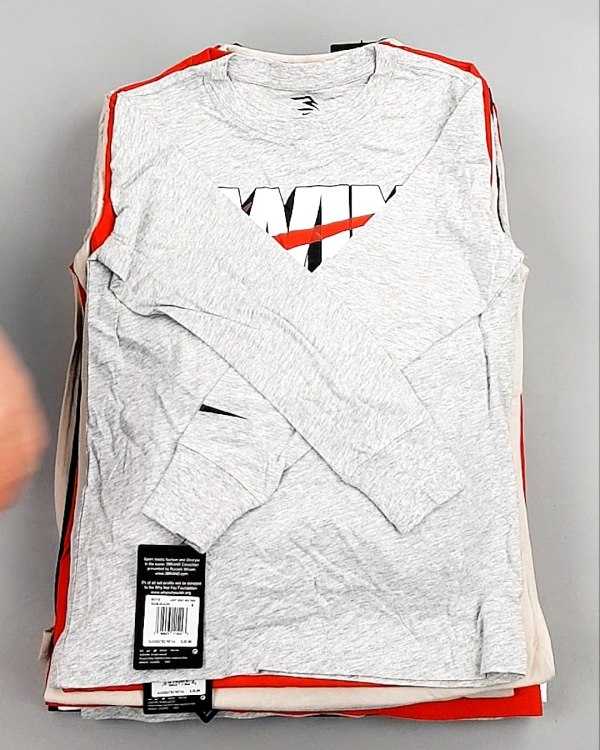 Фотография  116 - Тонковки детские NIKE CAN 084#5 кг, ЛОТ №7969 оптом в Екатеринбурге и Свердловской области