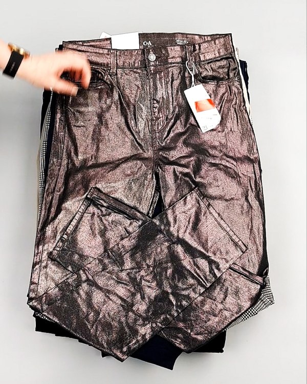 Фотография  756 - Брюки женские лето C&A 025#10 кг, ЛОТ №7895 оптом в Екатеринбурге и Свердловской области