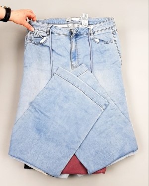 Фотография 944 - Джинсы NEXT Women#10 кг, ЛОТ №8034 оптом в Екатеринбурге и Свердловской области