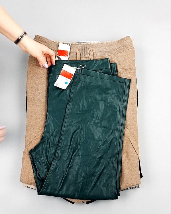 Фотография  961 - Брюки женские зима C&A 025#10 кг, ЛОТ №7910 оптом в Екатеринбурге и Свердловской области