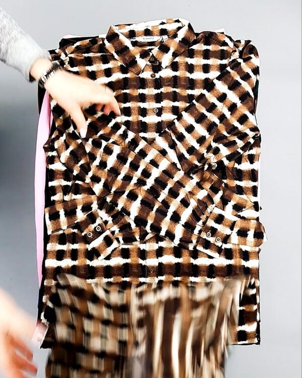 Фотография  695 - B.YOUNG Summer mix 035#15 кг, ЛОТ №8204 оптом в Екатеринбурге и Свердловской области