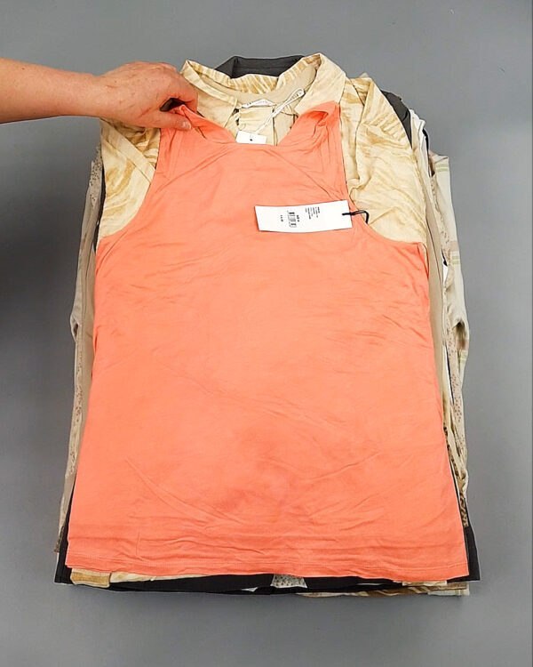 Фотография  955 - YA YA mix 43#40 шт, ЛОТ №8267 оптом в Екатеринбурге и Свердловской области