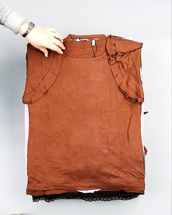 Фотография  293 - B.YOUNG Summer mix 035#15 кг, ЛОТ №8203 оптом в Екатеринбурге и Свердловской области