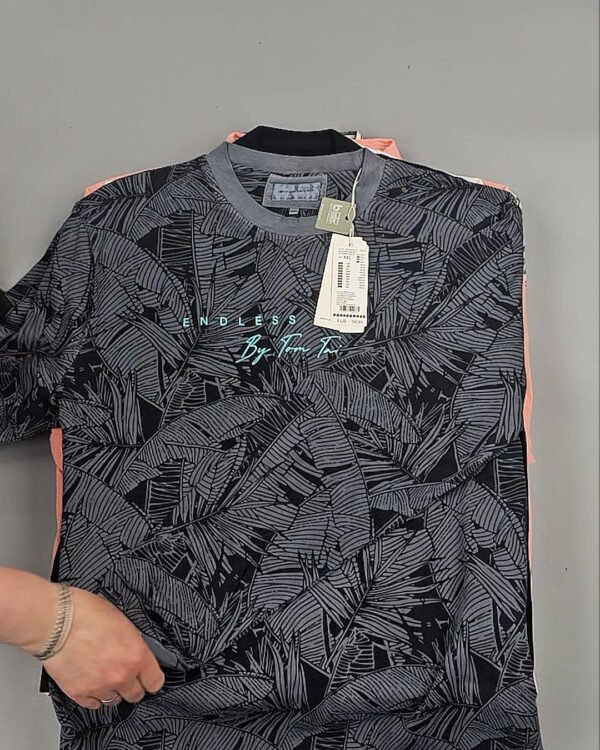 Фотография  569 - TOM TAILOR mix 0424#15 кг, ЛОТ №8431 оптом в Екатеринбурге и Свердловской области