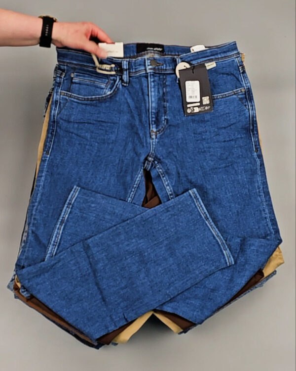 Фотография  670 - Джинсы BLEND HE 022024#10 кг, ЛОТ №8634 оптом в Екатеринбурге и Свердловской области