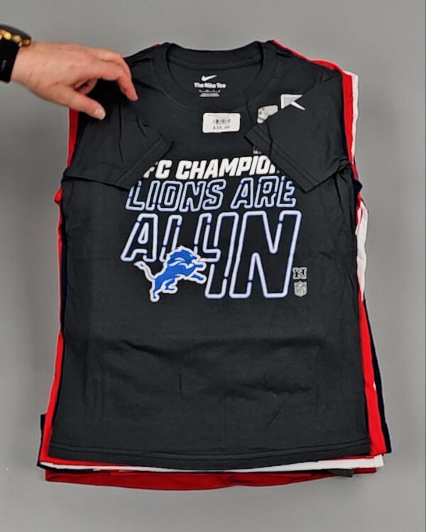 Фотография  700 - KIDS NIKE CAN 084#5 кг, ЛОТ №8502 оптом в Екатеринбурге и Свердловской области