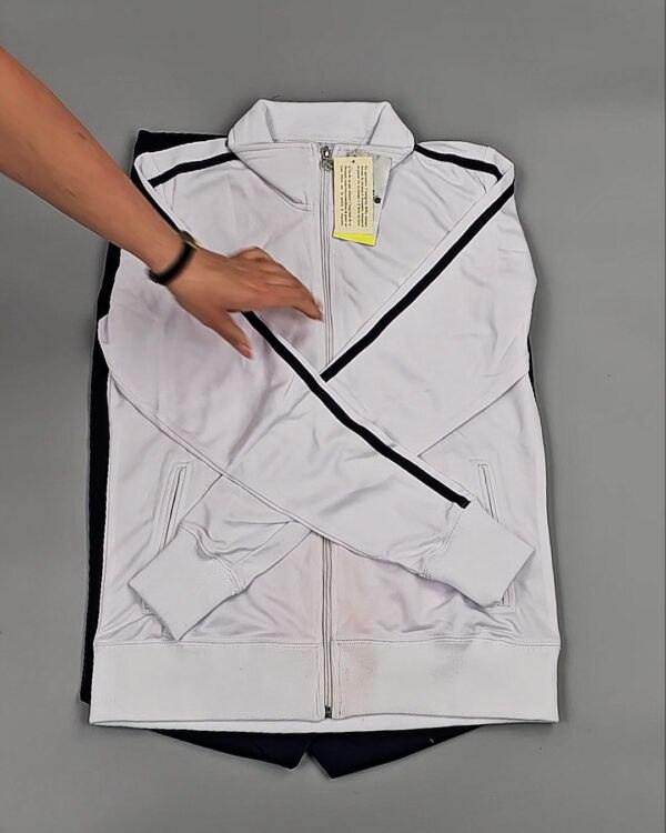 Фотография  856 - Спортивные костюмы  AD83#4 шт, ЛОТ №8637 оптом в Екатеринбурге и Свердловской области