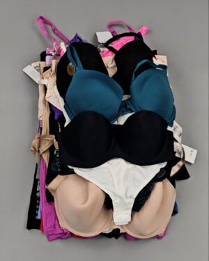 Купить Купальники Nordstrom 124#2,8 кг, ЛОТ №8490 оптом в Екатеринбурге и Свердловской области