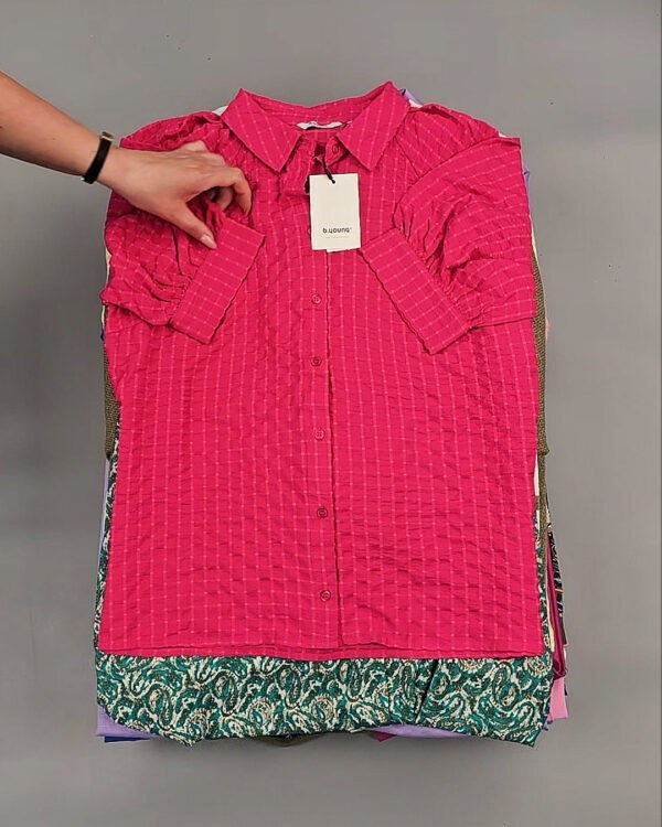 Фотография  164 - B.YOUNG Summer mix 045#15 кг, ЛОТ №8570 оптом в Екатеринбурге и Свердловской области