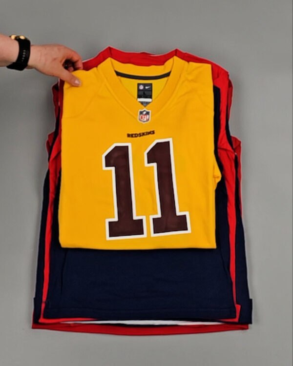 Фотография  548 - KIDS NIKE CAN 084#5 кг, ЛОТ №8504 оптом в Екатеринбурге и Свердловской области