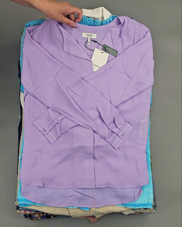 Фотография  414 - B.YOUNG Summer mix 045#17 кг, ЛОТ №8918 оптом в Екатеринбурге и Свердловской области