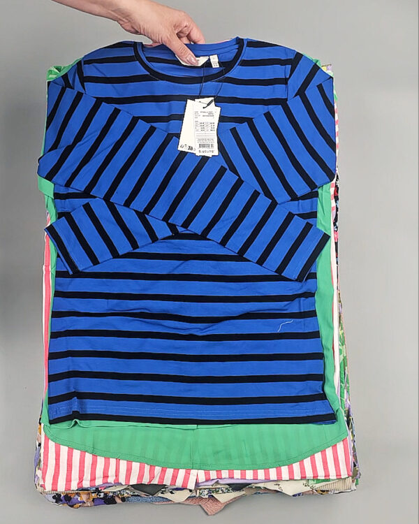 Фотография  115 - B.YOUNG Summer mix 045#17 кг, ЛОТ №8918 оптом в Екатеринбурге и Свердловской области