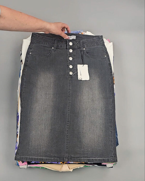 Фотография  643 - B.YOUNG Summer mix 045#17 кг оптом в Екатеринбурге и Свердловской области