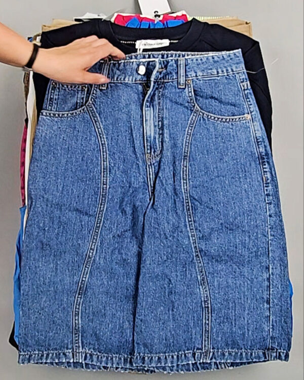 Фотография  901 - CO COUTURE mix 075#25 шт, ЛОТ №9009 оптом в Екатеринбурге и Свердловской области