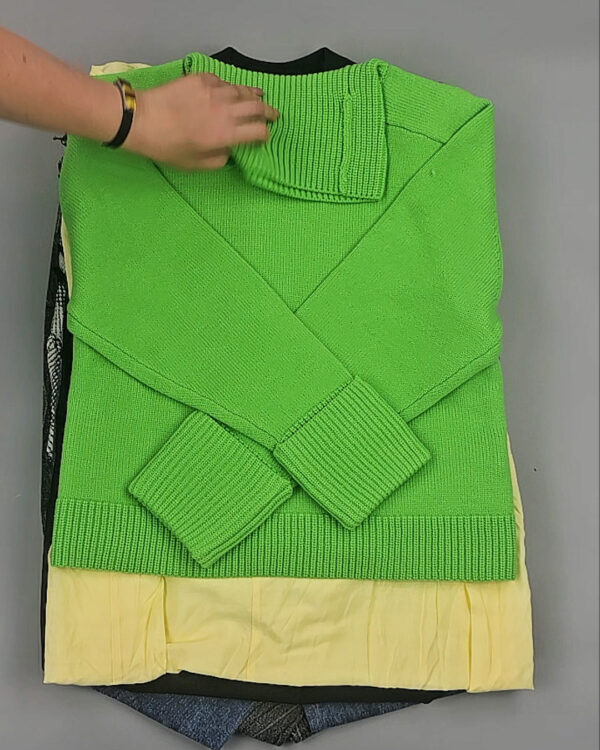 Фотография  467 - CO COUTURE mix 075#25 шт, ЛОТ №9010 оптом в Екатеринбурге и Свердловской области