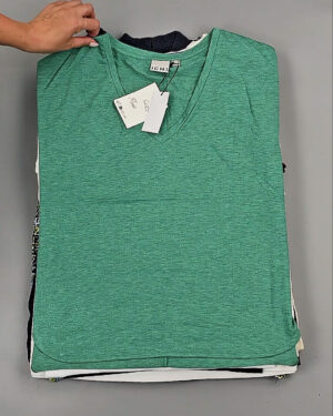 Фотография  940 - Футболки DK COMPANY 045 B#5,5 кг, ЛОТ №9085 оптом в Екатеринбурге и Свердловской области