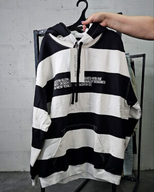 Фотография  386 - LACOSTE, CALVIN KLEIN, TOMMY HILFIGER, GUESS + 075#20 шт, ЛОТ №9072 оптом в Екатеринбурге и Свердловской области