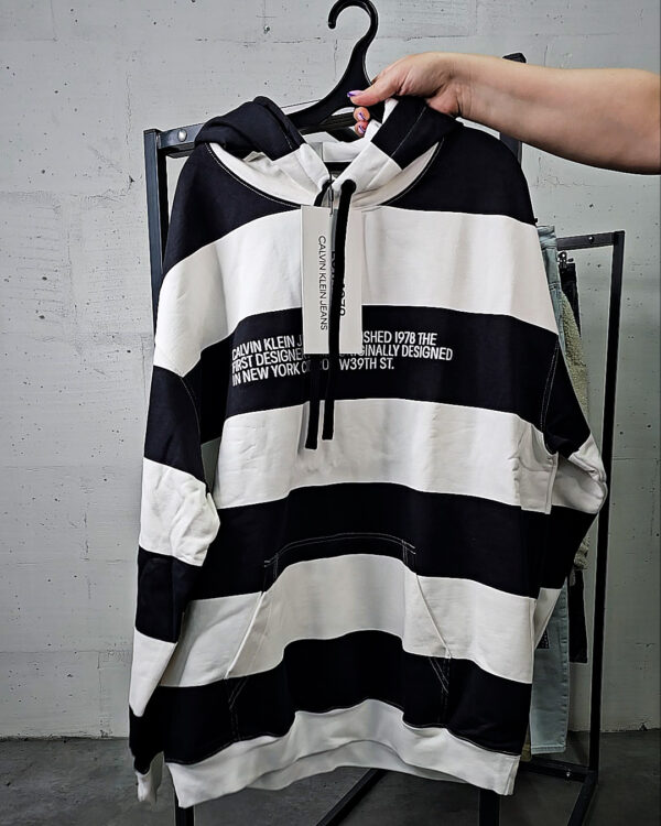 Фотография  703 - LACOSTE, CALVIN KLEIN, TOMMY HILFIGER, GUESS + 075#20 шт, ЛОТ №9072 оптом в Екатеринбурге и Свердловской области