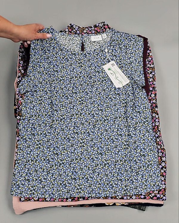 Фотография  103 - Блузки+Джемпера Bestseller Summer 045 B#8,5 кг, ЛОТ №9040 оптом в Екатеринбурге и Свердловской области