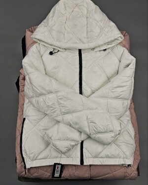 Купить Верхняя одежда женская CAN 104#15 кг, ЛОТ СТ-9350 оптом в Екатеринбурге и Свердловской области