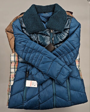 Купить Верхняя одежда женская CAN 104#15 кг, ЛОТ СТ-9352 оптом в Екатеринбурге и Свердловской области