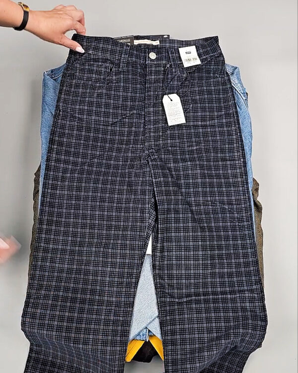 Фотография  922 - Levis mix SW 03#10 кг, ЛОТ СТ-9169 оптом в Екатеринбурге и Свердловской области