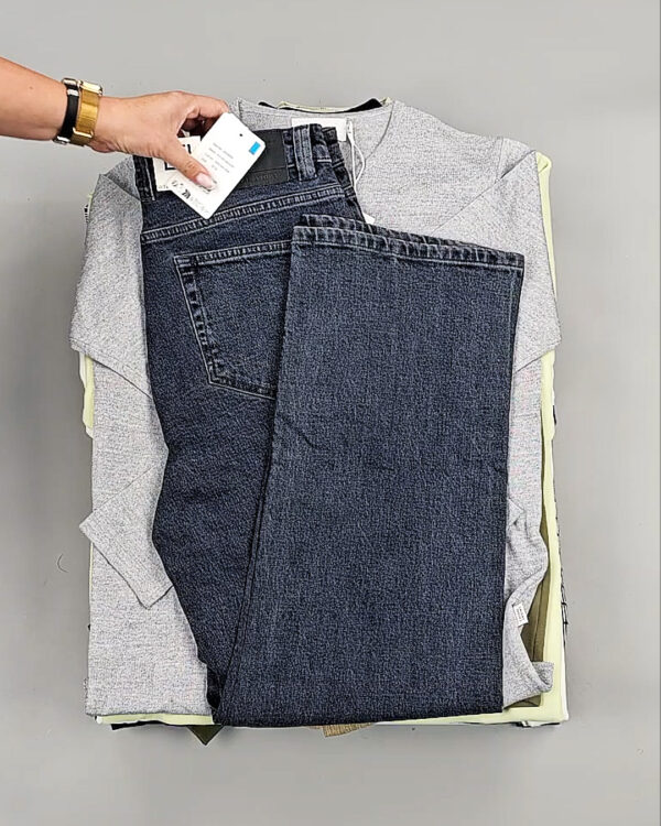 Фотография  771 - CASUAL FRIDAY Summer 075#15,6 кг, ЛОТ № СТ-9273 оптом в Екатеринбурге и Свердловской области