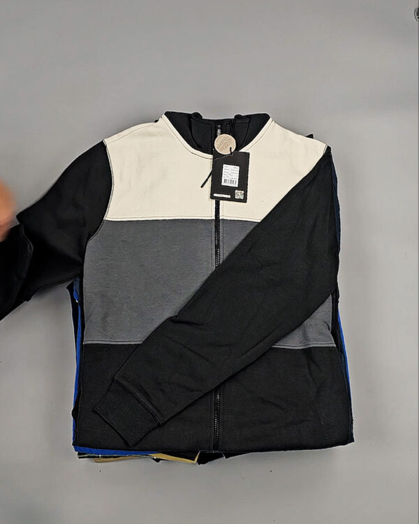 Фотография  978 - Мужской зимний микс Blend He, 20 кг, ЛОТ №СТ-9253 оптом в Екатеринбурге и Свердловской области